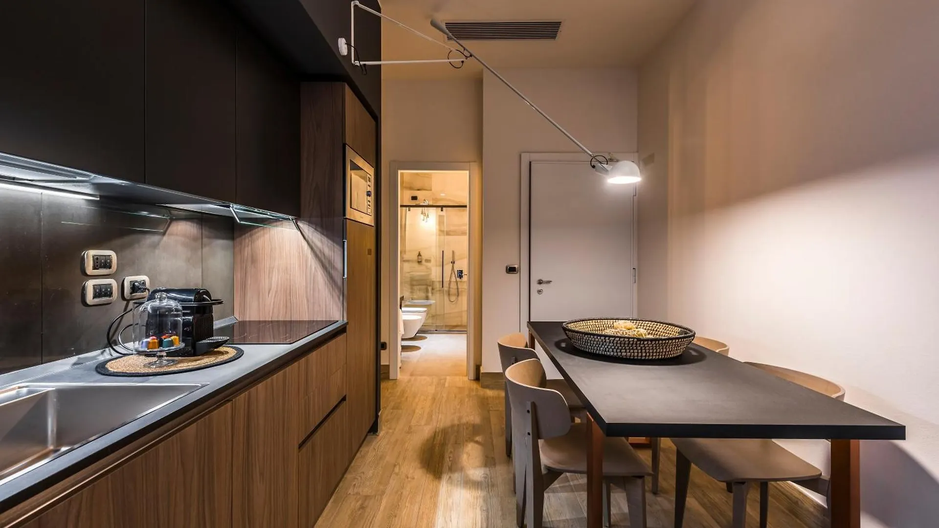 Eco Chic Room With Sofa Bed And Kitchen By Design Club Collection 博洛尼亚 0*,  意大利